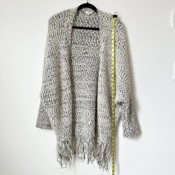 Umgee Cuddle Up Fringe Longline Cardiagan Sweater Gray White Cozy Boho Fall - Picture 10 of 13